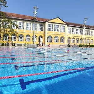 Csaszar Отель